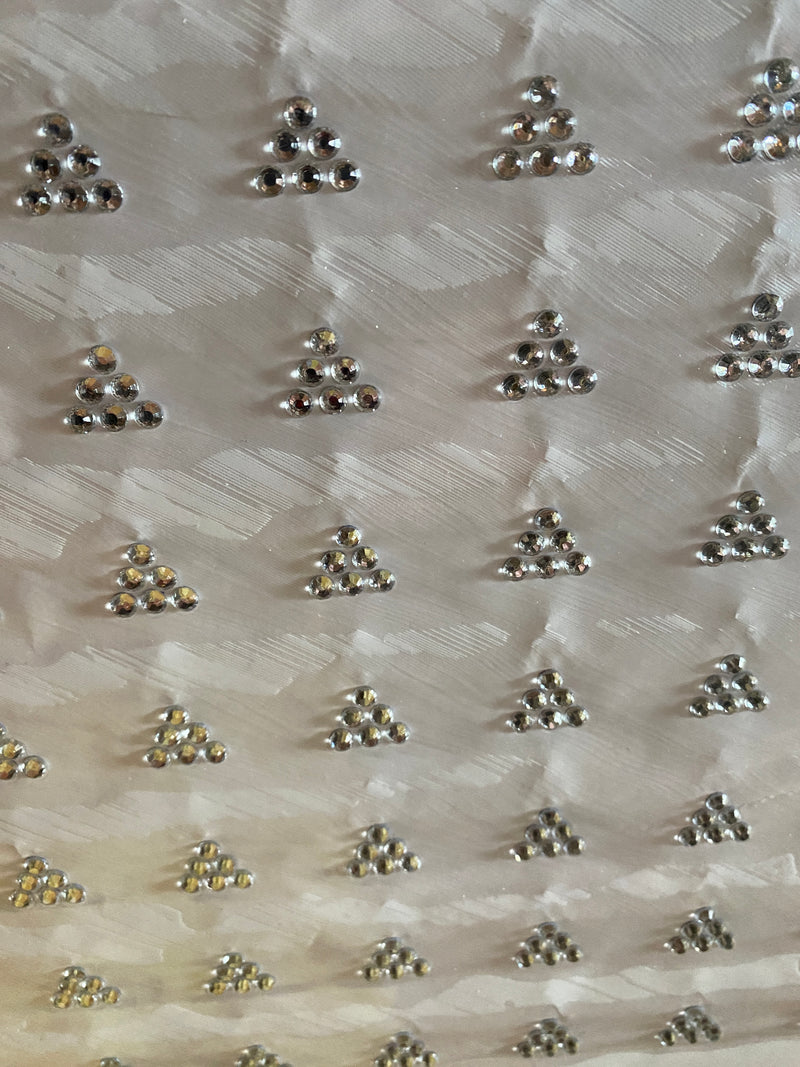 JROCK DESIGNS Hot fix Crystal triangle stones size 20