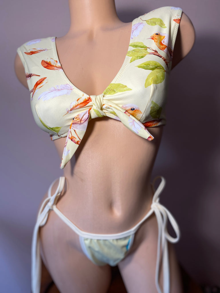 JILLYROCKS 2 PC yellow floral halter tie thong bikini set